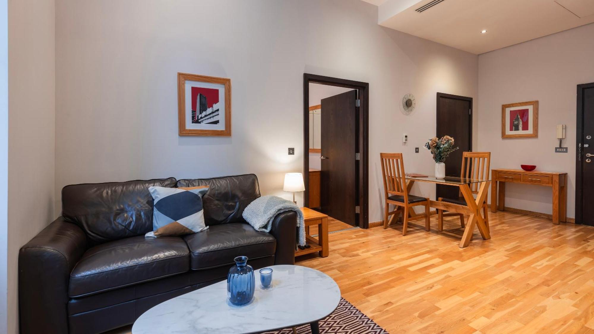 Cannon Street Serviced Apartments By Lovelystay 伦敦 外观 照片